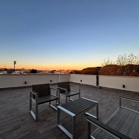 Charming Panoramic Appartement Rome
